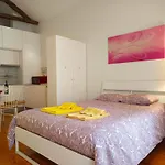 Lägenhet Casa Bonjardim